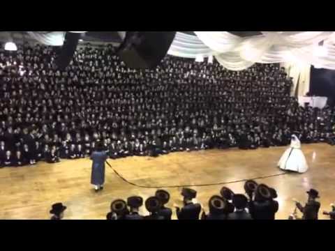 Bobov Wedding Mitzvah Tantz Jan 2014