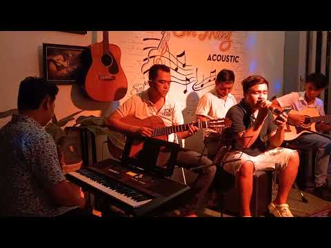 Video Khách nam hát giọng nữ ngọt như mía lùi!!-Cafe Cover - youtube