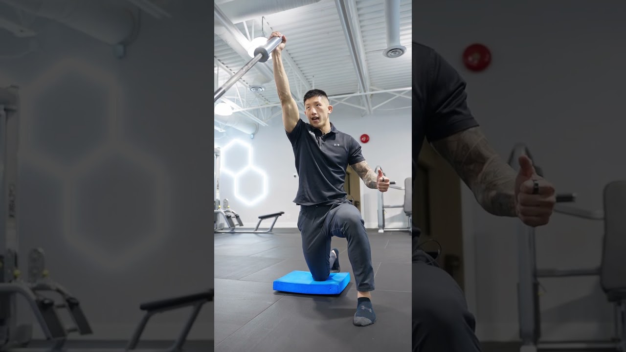 Half Kneeling Single Arm Landmine PRess