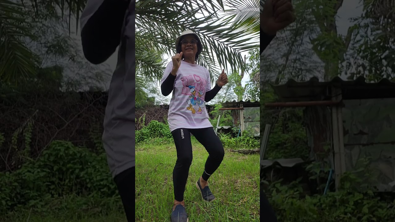 🌴 "Fun Outdoor Workout with Kru Tu in the Beautiful Date Palm Garden Thailand!"