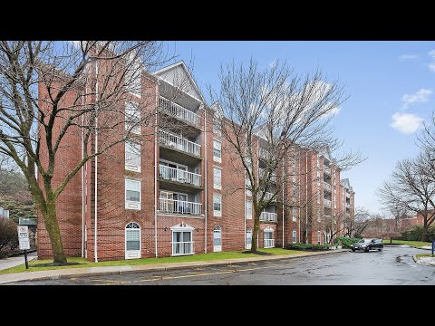 200 Captains Row Street 405, Chelsea, MA home video tour