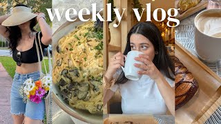 WEEKLY VLOG IN MIAMI ♡| plant based food, Glossier haul, &amp; relaxing in the sun