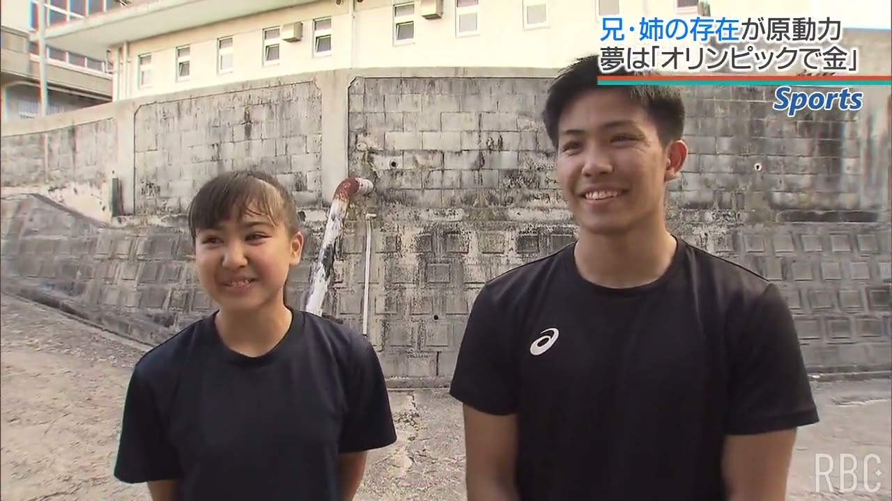 高校のウエイトリフティング部で練習する小学生　兄・姉の背中を追い世界一を目指す