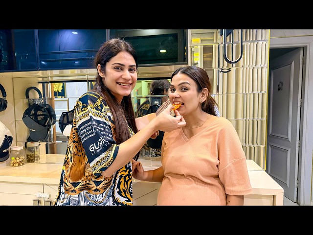 Delivery ke liye khilayi sabko mithai