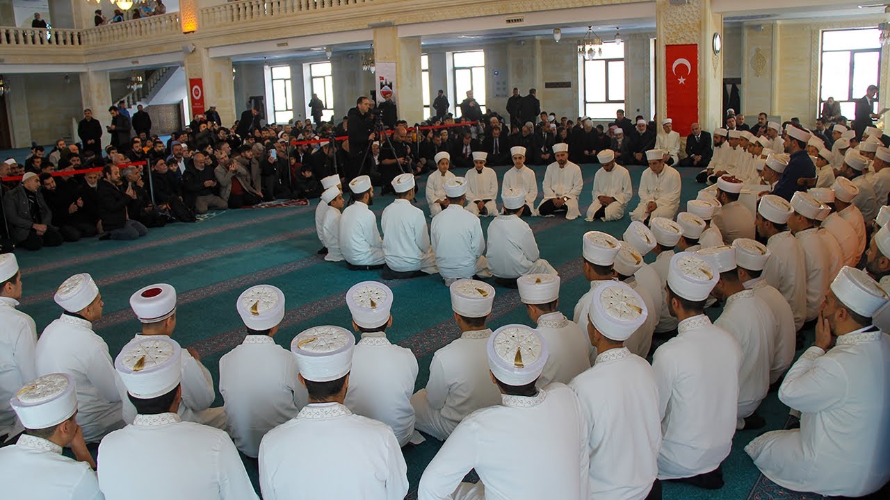 Diyarbakır'da 74 hafız için icazet merasimi düzenlendi