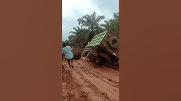 Thumbnail of eksekusi mobil tumbang #truck #trucktumbang #truckoleng