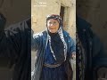 يوال هين هين يلعن عمري ياحباب 