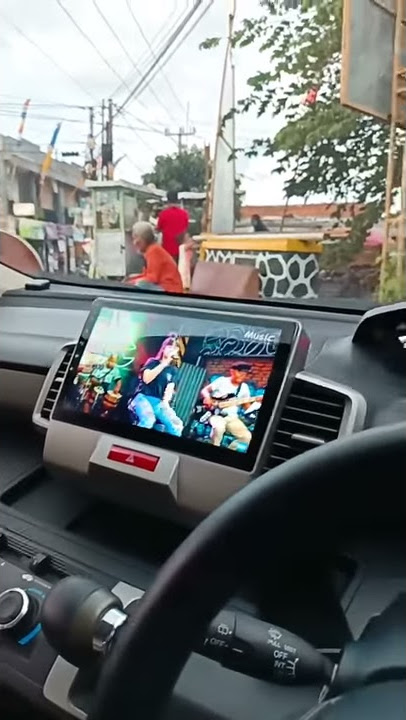 Story wa naik mobil keren