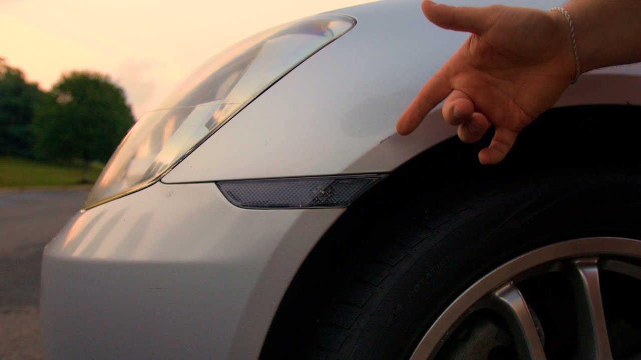 how to install Infiniti G35 side markers in 10 seconds! Mods on Daniels