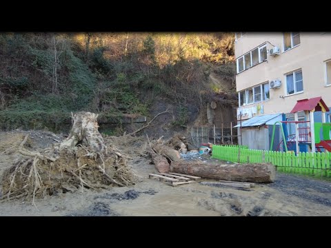 Как и почему "ползет" Сочи? На примере трех оползней