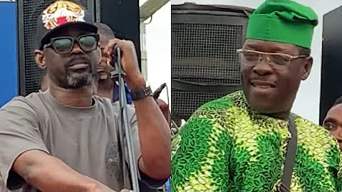 ALABI PASUMA GOT A SURPRISE FROM  ACTOR OGOGO AT ILARO CARNIVAL 