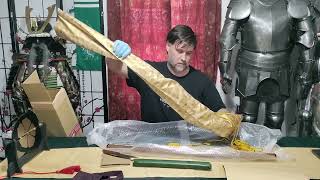 Unboxing a REAL Japanese sword!! No Chinese replica here! What kind? Who made it? Watch to find out!