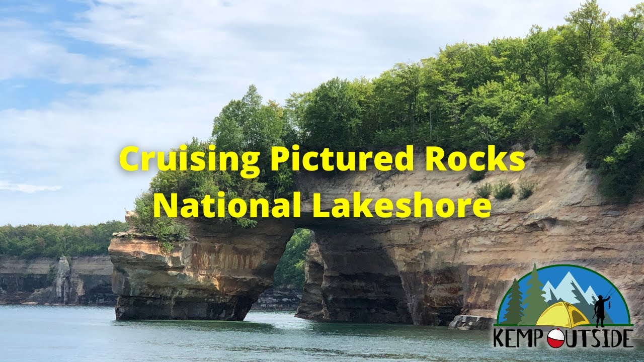 Pictured Rocks National Lakeshore by Water | Riding the Pictured Rocks ...