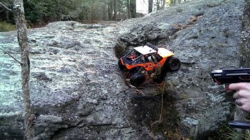 1.9 Axial Wraith with SCX10 Axles