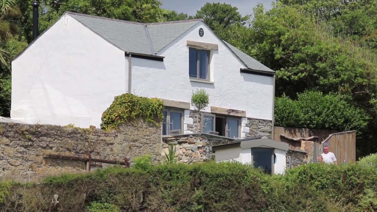 Harbour Lights Charlestown Cornwall Luxurious Cliff Top Holiday Home