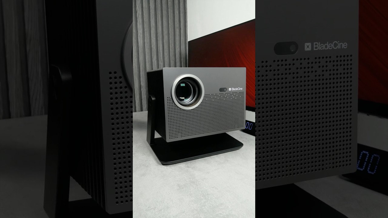Is This the Brightest Cube LCD Projector? BladeCine Cube 600