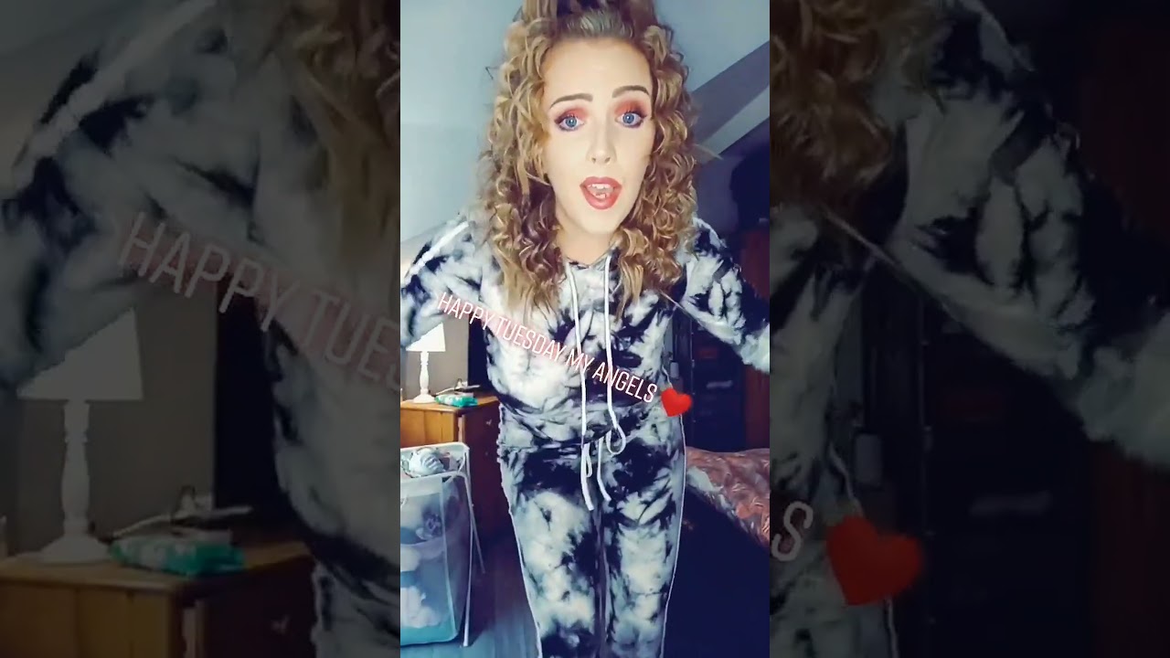 Happy Tuesday vibes! 