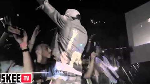 June Summers perfoming Bigger than life LIVE with Nipsey Hussle1)