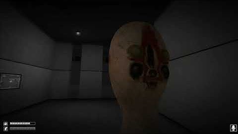 First time meeting SCP 173 (SCP Containment Breach Multiplayer)
