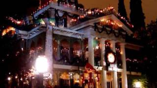 Video thumbnail of "Disneyland music- Haunted Mansion Holiday backyard music"