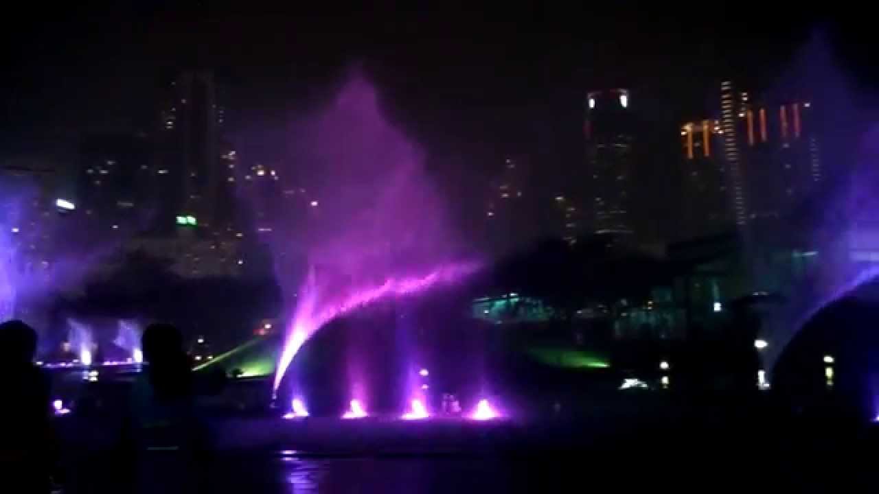 KLCC musical fountain
