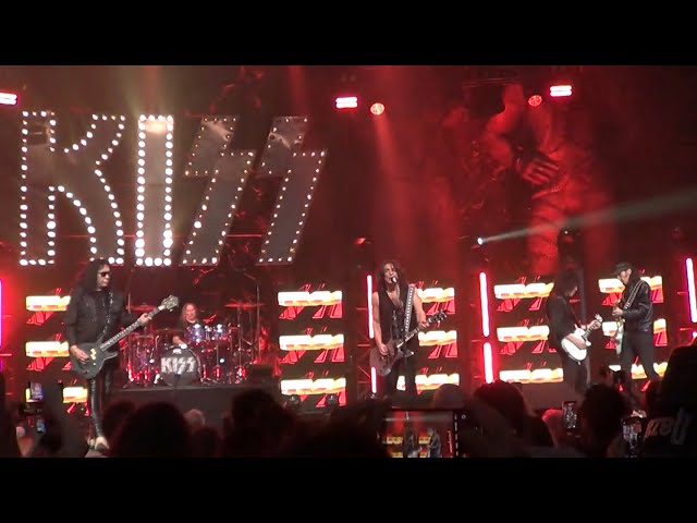 KISS - 2025-11-15 - KISS KRUISE LAS VEGAS - w/Bruce Kulick - YouTube