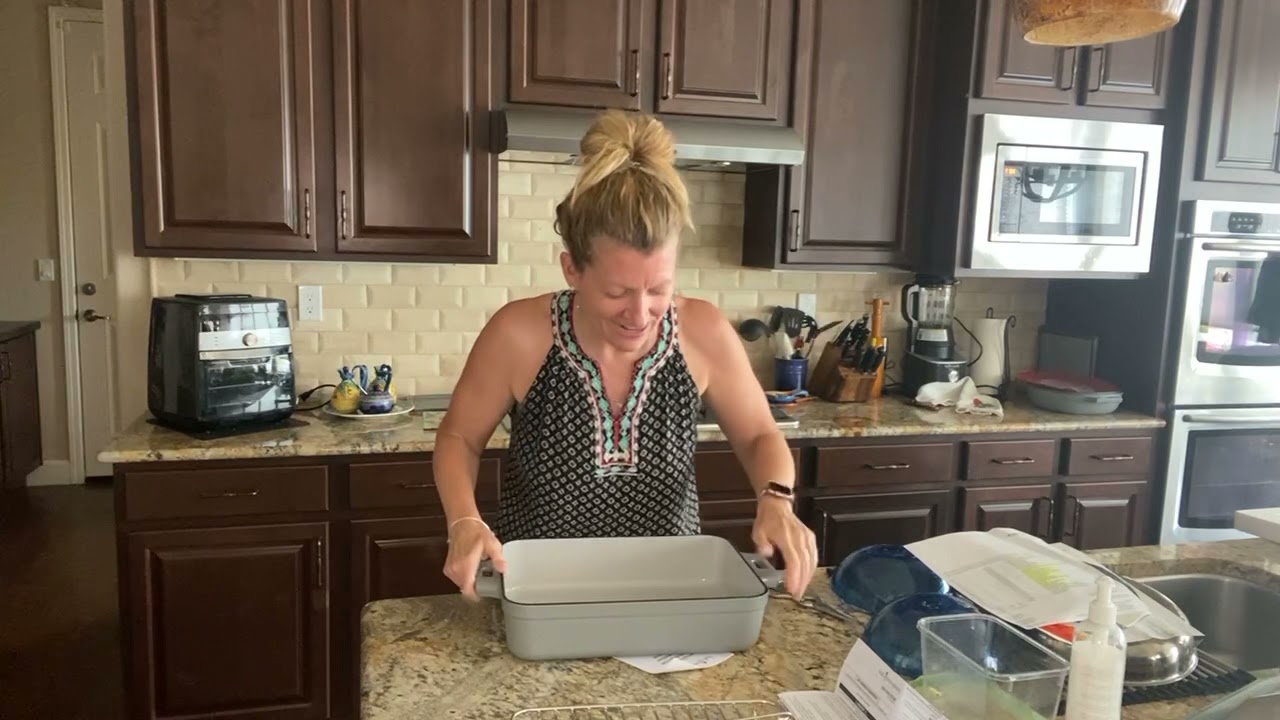 Pampered Chef Fall 2021 NEW - Enameled Cast Iron: Skillet and 14 x10 Pan