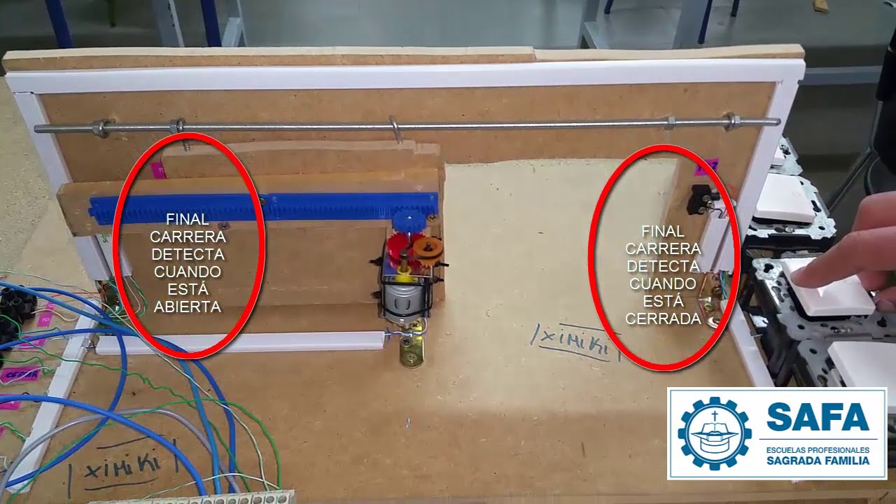 Puerta automática controlada por relé programable, 1º FPB Electricidad