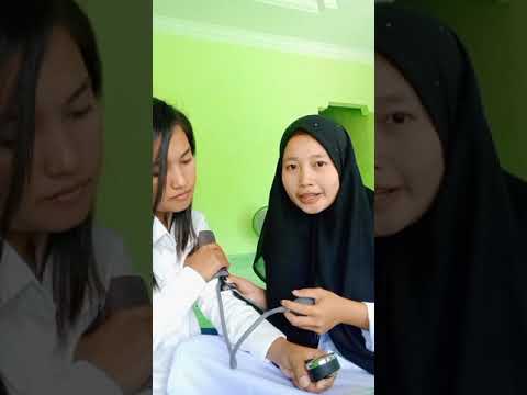 Video: Cara Mengukur Tekanan Dengan Betul Dengan Tonometer Mekanikal: Video