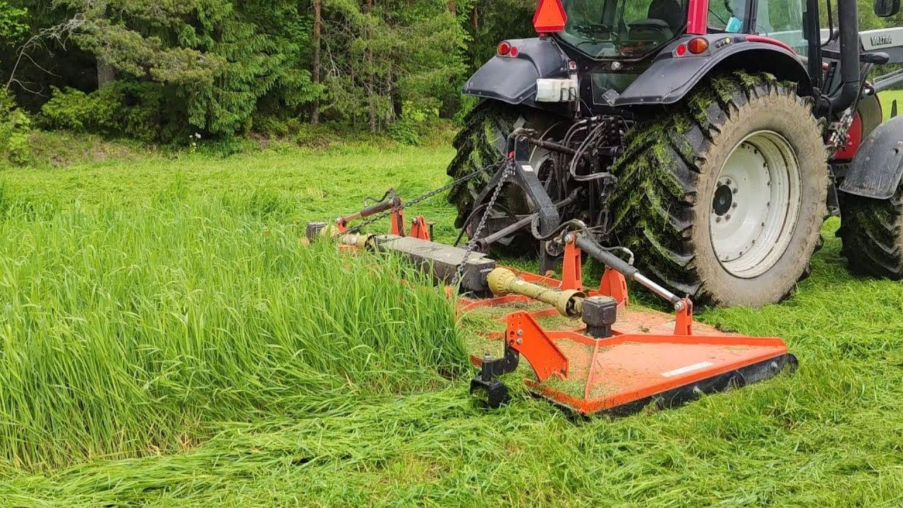 Kralj-Ing  vaakatasoleikkuri heinän murskauksessa