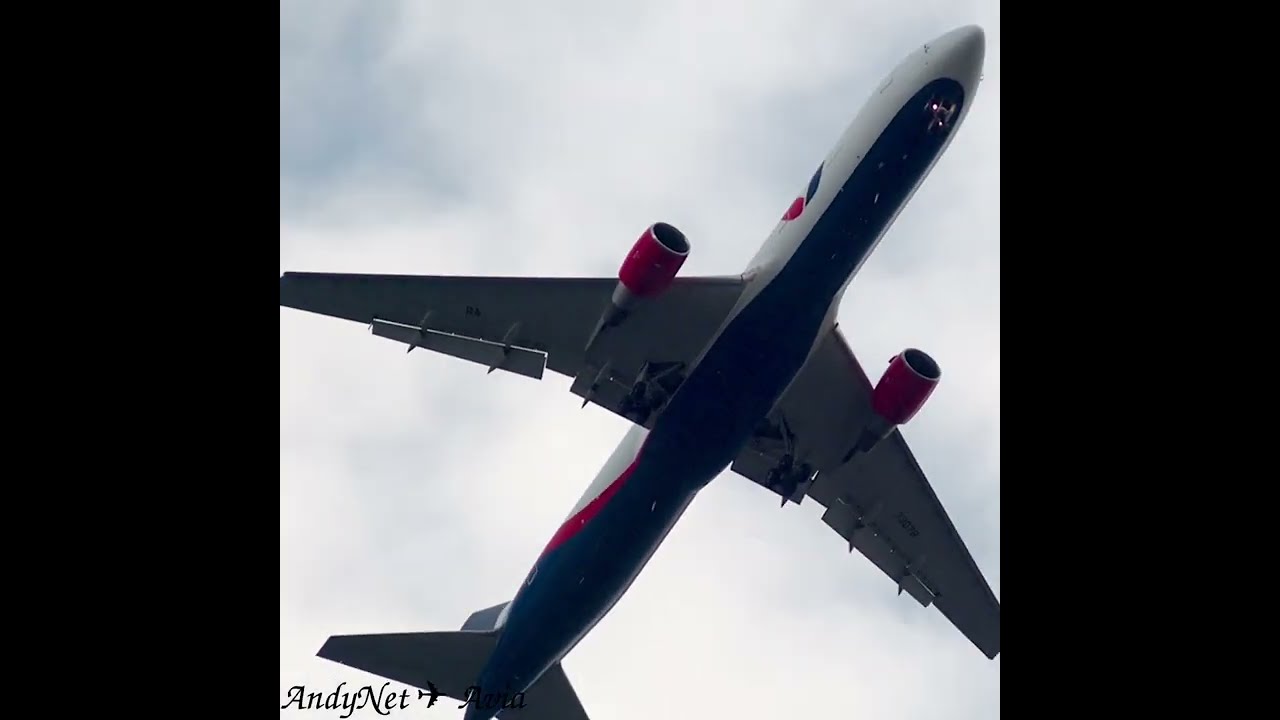 Boeing 767-3Q8(ER) Azur Air RA-73078 approach to Vnukovo (VKO/UUWW) 14.07.2022