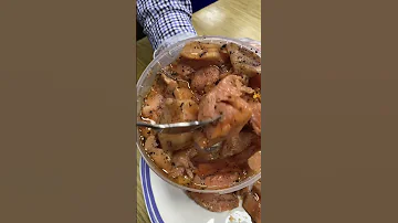 Сугудай из Чавычи (дикий лосось) в составе филе чавычи, соль, перец и немного масла! Любите рыбу?