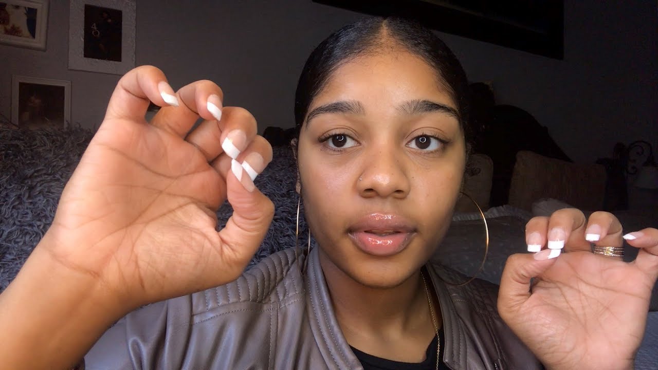 ASMR MOUTH SOUNDS NAIL TAPPING