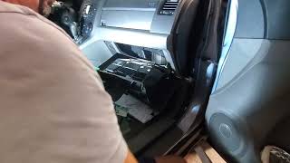 How to change a cabin air filter in a 2011 Honda CRV