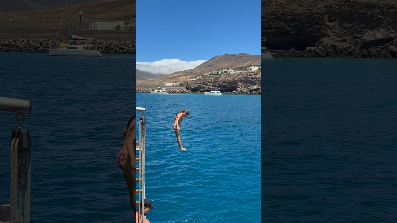 ☀️🌊⛵️💦 Have fun on the  Aphrodite boat trip in Fuerteventura.