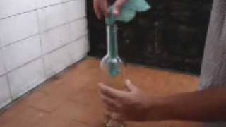 Cum poti scoate un dop dintr-o sticla ?
