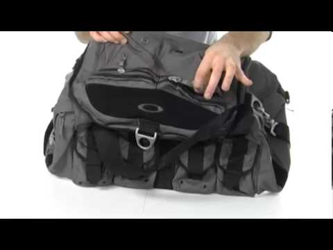 Oakley Mechanism Duffel Sku 8087597 You