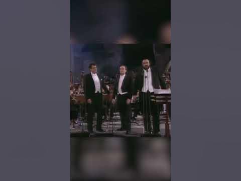 Pavarotti performs ‘Nessun Dorma’ with The Three Tenors. An iconic