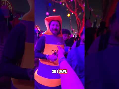 I Cosplayed And Gave People Flowers At A Rave Halloween Chainsawman Reze Anime Cosplay