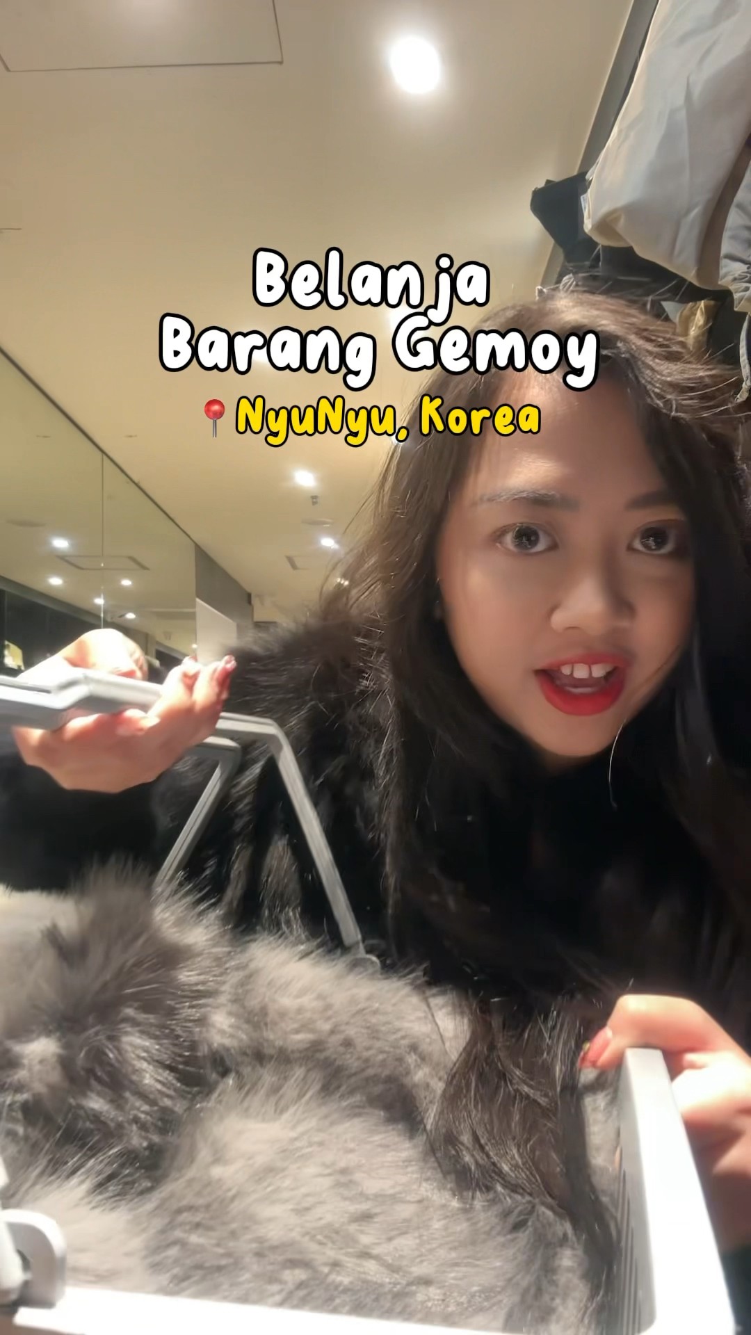 BELANJA BARANG GEMOY DI KOREA!!! | Klara Tania #shorts