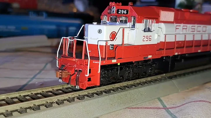 THE FRISCO LIVES!  REVIEWING THE SCALETRAINS RIVET COUNTER SD38-2!