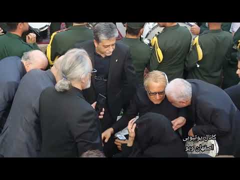 مستند تشییع استاد محمود فرشچیان مینیاتوریست اصفهانی در هنرستان هنرهای زیبا خانواده استاد فرشچیان