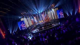 Awesome TV Live Stream  (Konsert Mic On! Selebriti Minggu Kedua)