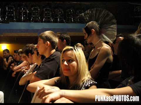 The Casualties - Punk musica del pueblo (español)