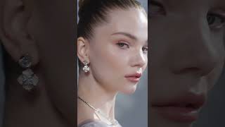 Mondials Realms Is Thus A Voyage Through Time, An Odyssey Of Majestic Realms.