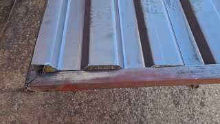 Learn the easiest way to weld an iron sheet with an iron door frame (for beginners)