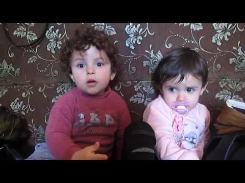 საწოვარას ართმევს ლუკა ქრისტინეს