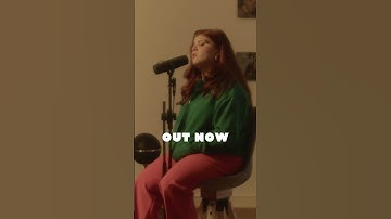 Thumbnail of Do you guys want the full Video to my Cover of Snowman? 🙈 🎄#loimusic #snowman #sia #cover #shorts