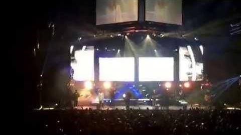 Chris Tomlin- Whom Shall I Fear (Live in Sacramento,CA)