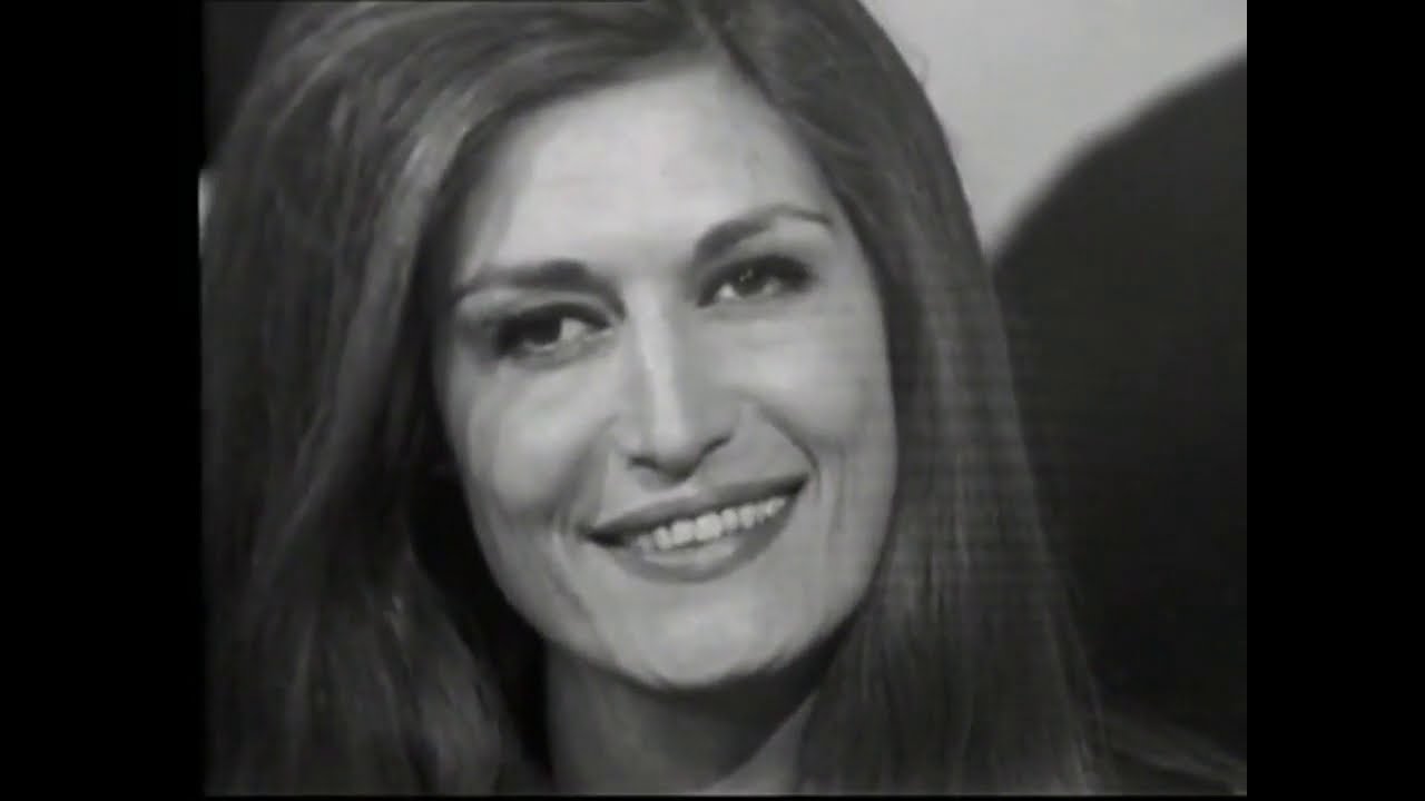 Dalida Officiel - Questions Réponses - 1970 - YouTube